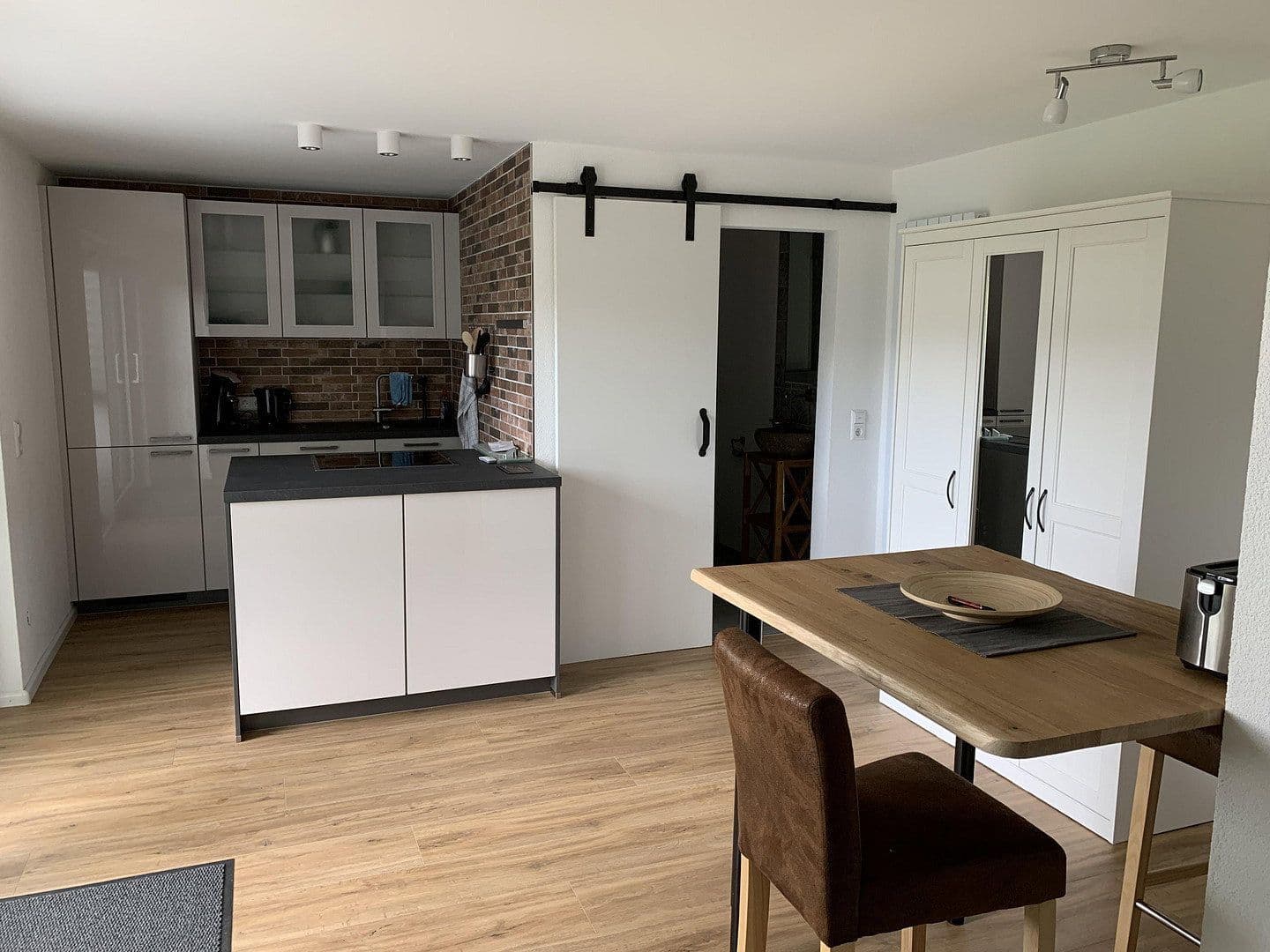 Prodej domu 125 m², pozemek 815 m², Rheinfelden (Baden), Bádensko-Württembersko Prodej domu 125 m², pozemek 815 m², Rheinfelden (Baden), Bádensko-Württembersko