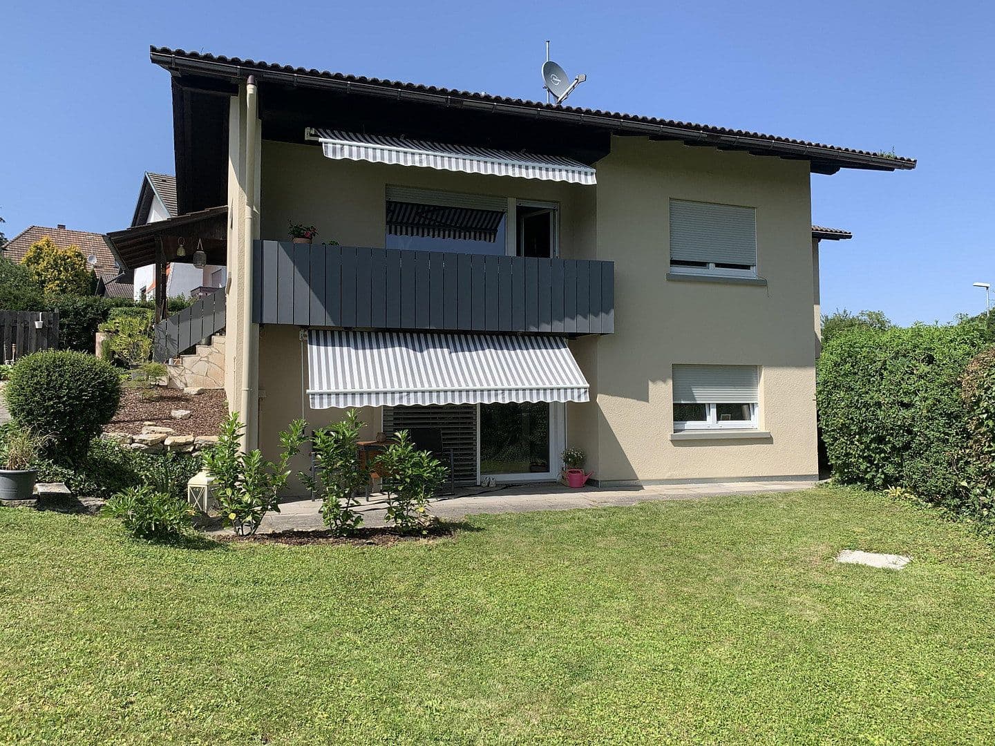 Prodej domu 125 m², pozemek 815 m², Rheinfelden (Baden), Bádensko-Württembersko Prodej domu 125 m², pozemek 815 m², Rheinfelden (Baden), Bádensko-Württembersko