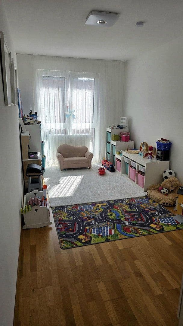 Prodej bytu 4+1 93 m², Haar, Bavorsko Prodej bytu 4+1 93 m², Haar, Bavorsko