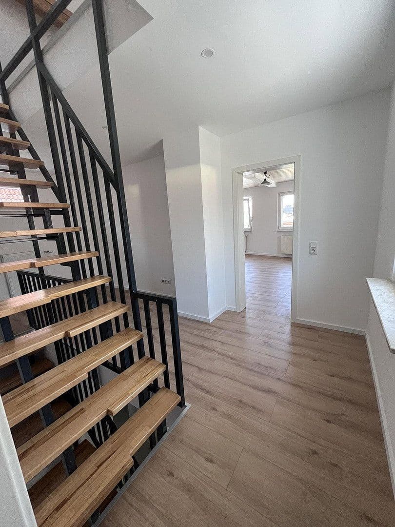 Pronájem domu 116 m², pozemek 300 m², Harthausen, Porýní-Falc Pronájem domu 116 m², pozemek 300 m², Harthausen, Porýní-Falc