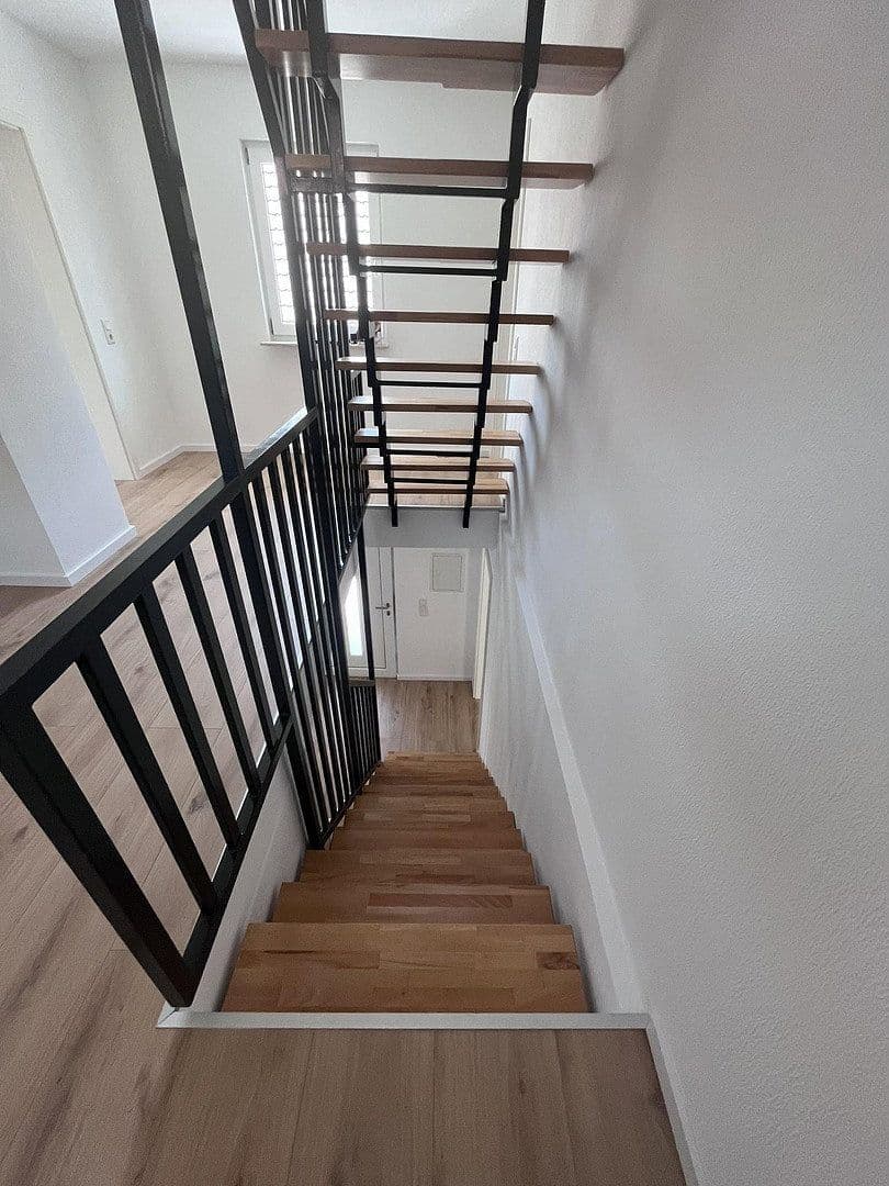 Pronájem domu 116 m², pozemek 300 m², Harthausen, Porýní-Falc Pronájem domu 116 m², pozemek 300 m², Harthausen, Porýní-Falc