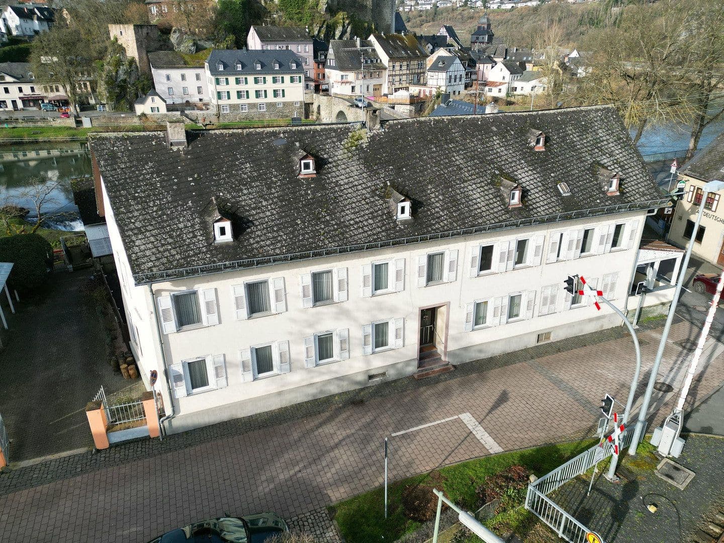 Prodej domu 290 m², pozemek 349 m², Runkel, Hessen Prodej domu 290 m², pozemek 349 m², Runkel, Hessen
