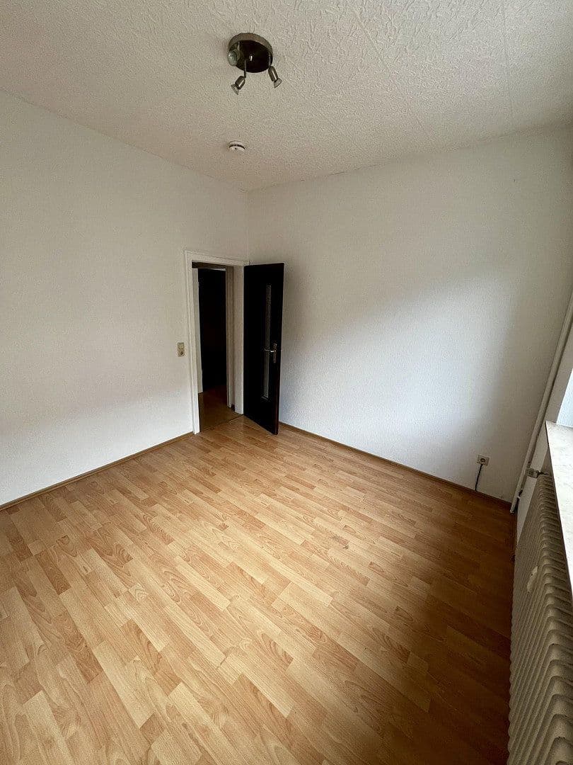Pronájem bytu 3+1 63 m², Burbacher Markt 14, Saarbrücken, Země Sársko Pronájem bytu 3+1 63 m², Burbacher Markt 14, Saarbrücken, Země Sársko