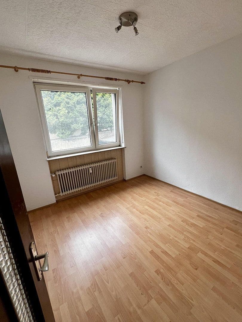 Pronájem bytu 3+1 63 m², Burbacher Markt 14, Saarbrücken, Země Sársko Pronájem bytu 3+1 63 m², Burbacher Markt 14, Saarbrücken, Země Sársko