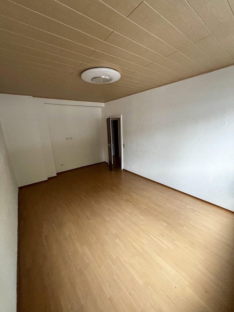 Pronájem bytu 3+1 63 m², Burbacher Markt 14, Saarbrücken, Země Sársko Pronájem bytu 3+1 63 m², Burbacher Markt 14, Saarbrücken, Země Sársko