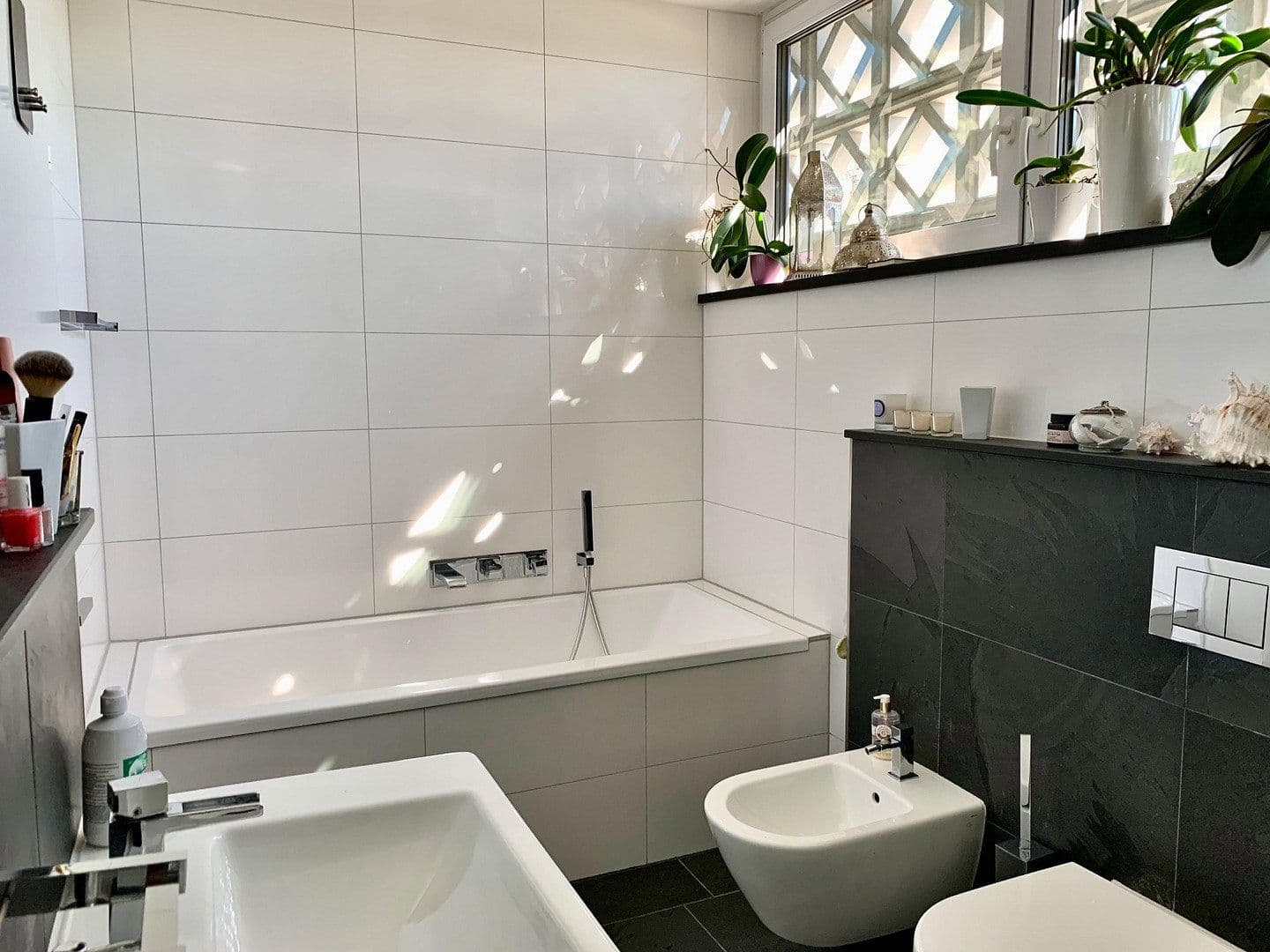 Pronájem domu 127 m², pozemek 450 m², Stadtbergen, Bavorsko Pronájem domu 127 m², pozemek 450 m², Stadtbergen, Bavorsko