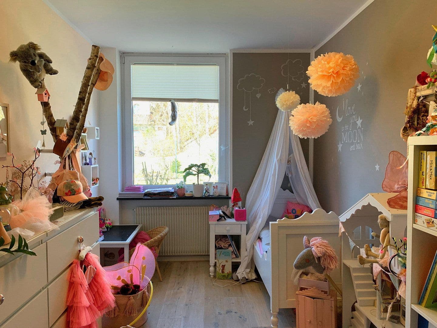 Pronájem domu 127 m², pozemek 450 m², Stadtbergen, Bavorsko Pronájem domu 127 m², pozemek 450 m², Stadtbergen, Bavorsko