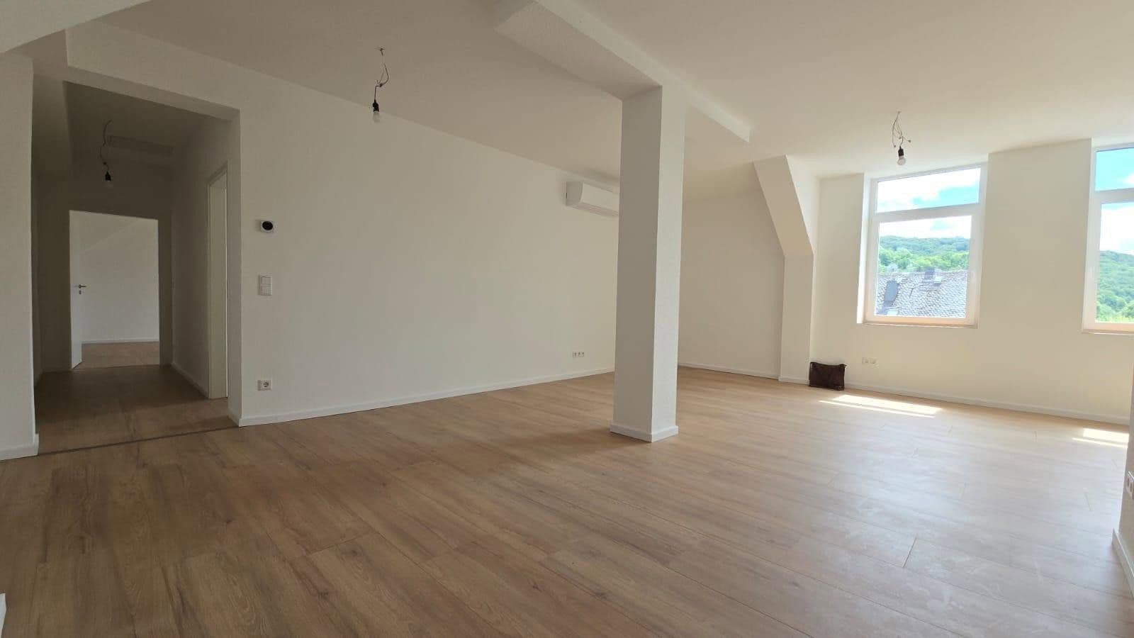 Pronájem bytu 2+1 70 m², Dillenburg, Hessen Pronájem bytu 2+1 70 m², Dillenburg, Hessen