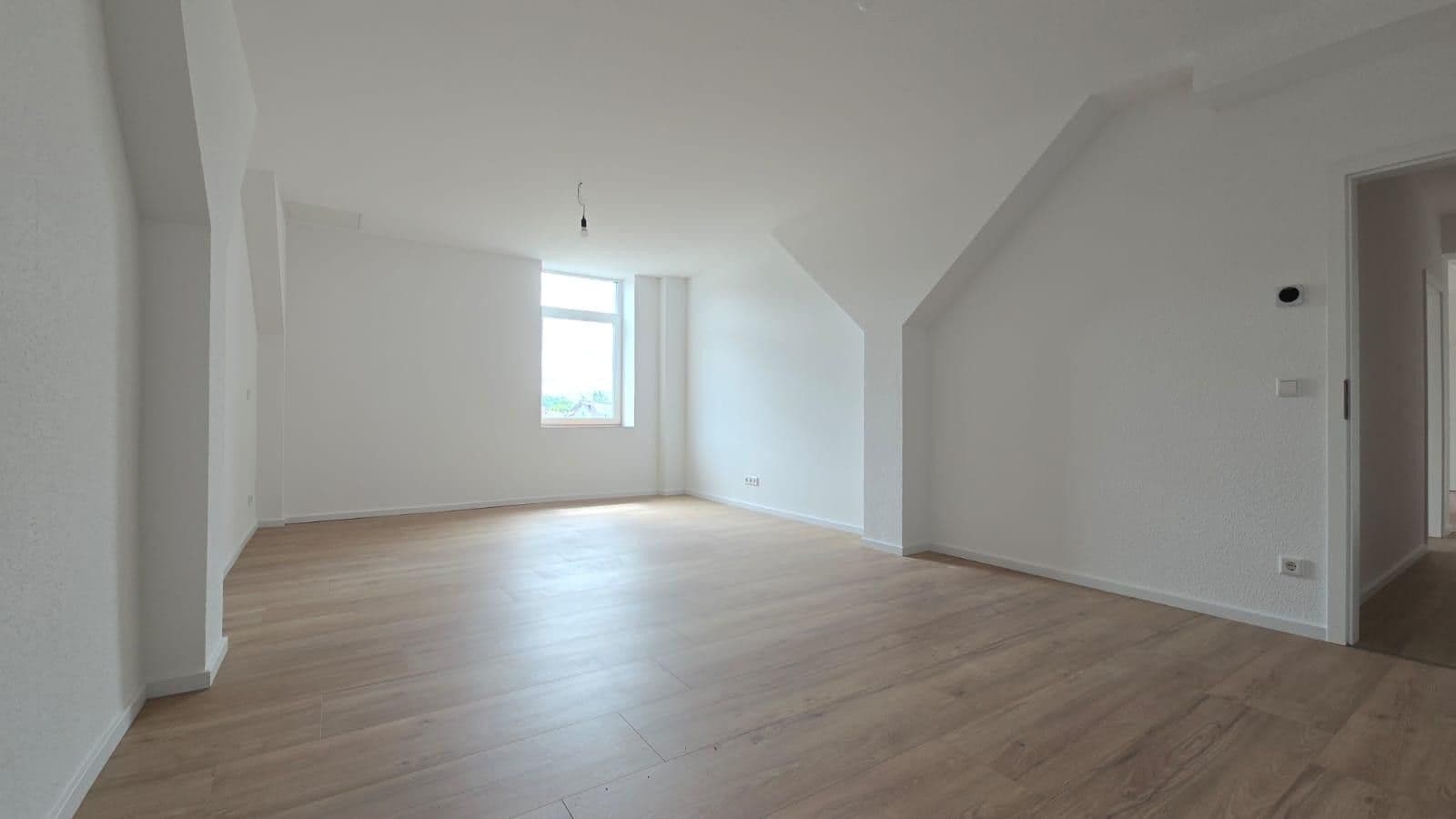 Pronájem bytu 2+1 70 m², Dillenburg, Hessen Pronájem bytu 2+1 70 m², Dillenburg, Hessen