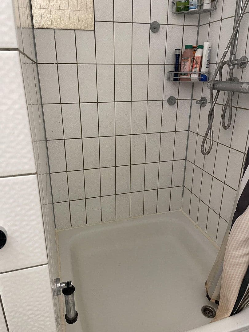 Pronájem bytu 17 m², Ziegeleiweg 14, Köln, Severní Porýní-Vestfálsko Pronájem bytu 17 m², Ziegeleiweg 14, Köln, Severní Porýní-Vestfálsko