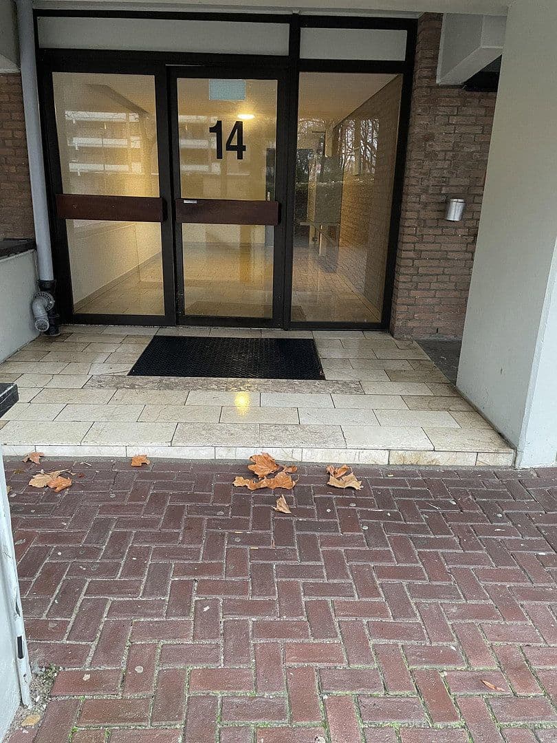 Pronájem bytu 17 m², Ziegeleiweg 14, Köln, Severní Porýní-Vestfálsko Pronájem bytu 17 m², Ziegeleiweg 14, Köln, Severní Porýní-Vestfálsko