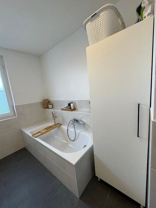 Pronájem bytu 4+kk 141 m², Julius-Seiler-Strasse 1b, Schwanau, Bádensko-Württembersko Pronájem bytu 4+kk 141 m², Julius-Seiler-Strasse 1b, Schwanau, Bádensko-Württembersko