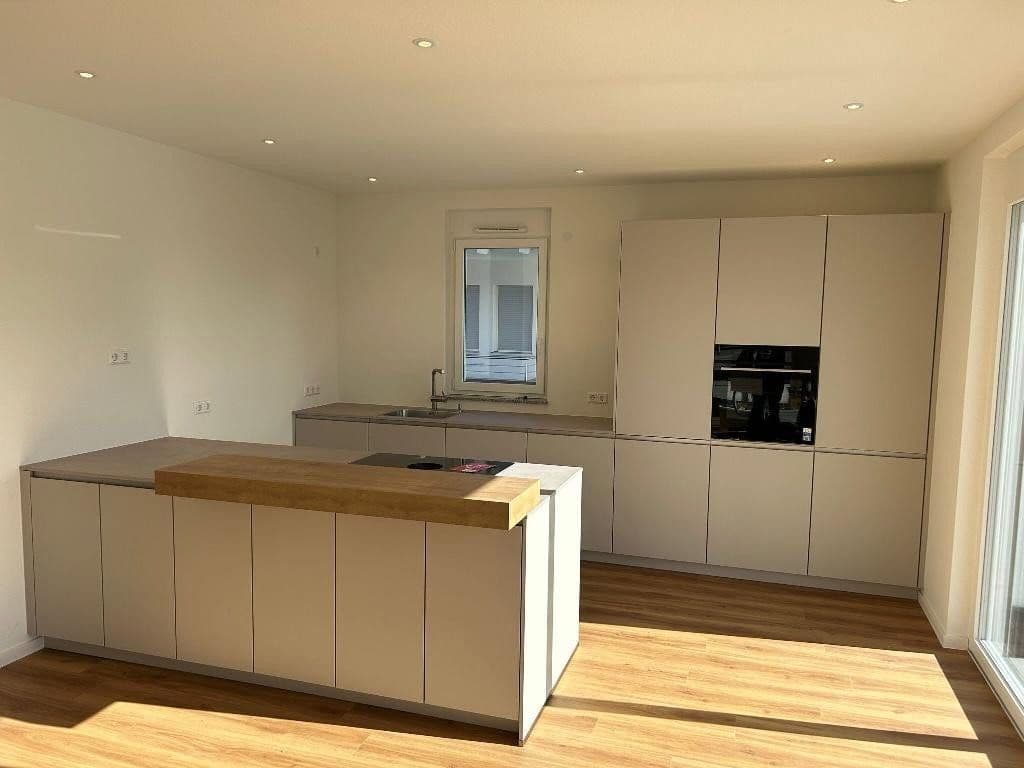 Pronájem bytu 4+kk 141 m², Julius-Seiler-Strasse 1b, Schwanau, Bádensko-Württembersko Pronájem bytu 4+kk 141 m², Julius-Seiler-Strasse 1b, Schwanau, Bádensko-Württembersko