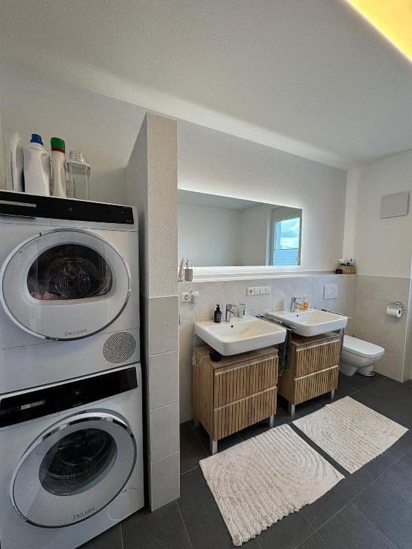Pronájem bytu 4+kk 141 m², Julius-Seiler-Strasse 1b, Schwanau, Bádensko-Württembersko Pronájem bytu 4+kk 141 m², Julius-Seiler-Strasse 1b, Schwanau, Bádensko-Württembersko