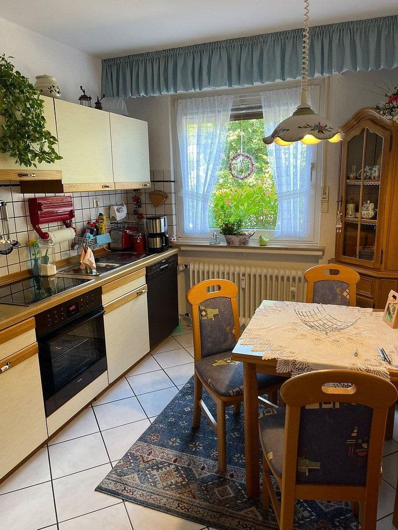 Pronájem bytu 2+kk 58 m², Schloßstr. 317, Essen, Severní Porýní-Vestfálsko Pronájem bytu 2+kk 58 m², Schloßstr. 317, Essen, Severní Porýní-Vestfálsko