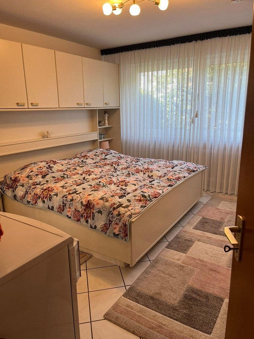 Pronájem bytu 2+kk 58 m², Schloßstr. 317, Essen, Severní Porýní-Vestfálsko Pronájem bytu 2+kk 58 m², Schloßstr. 317, Essen, Severní Porýní-Vestfálsko