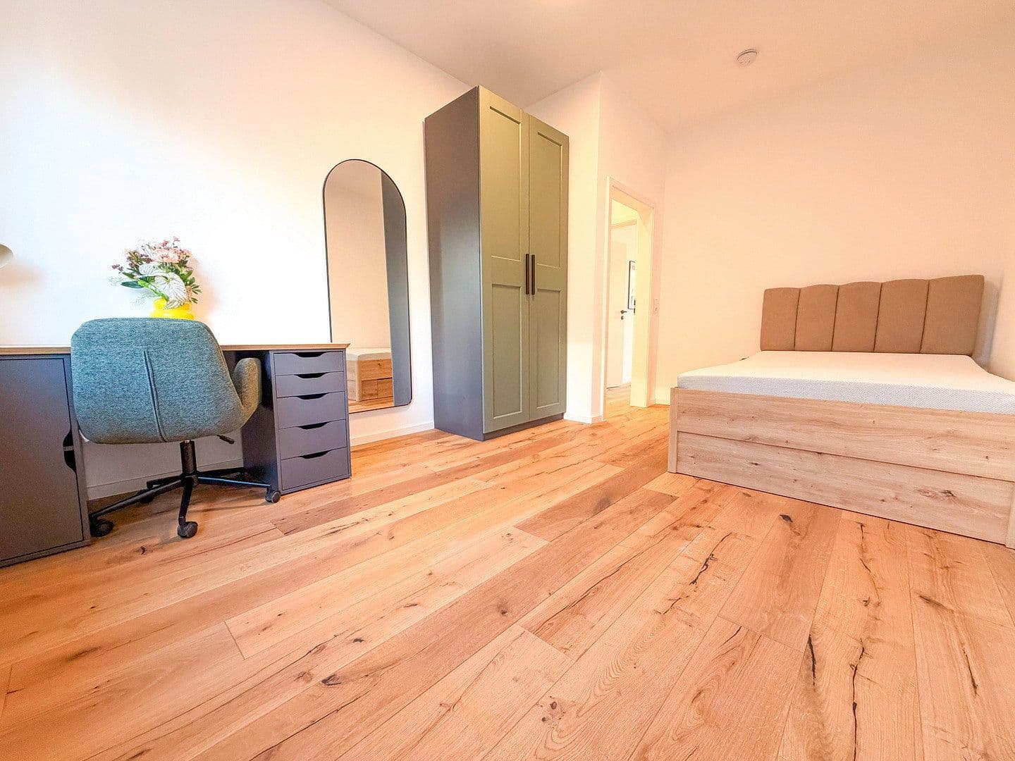 Prodej bytu 4+1 83 m², Fehrbellinstr. 7, Köln, Severní Porýní-Vestfálsko Prodej bytu 4+1 83 m², Fehrbellinstr. 7, Köln, Severní Porýní-Vestfálsko