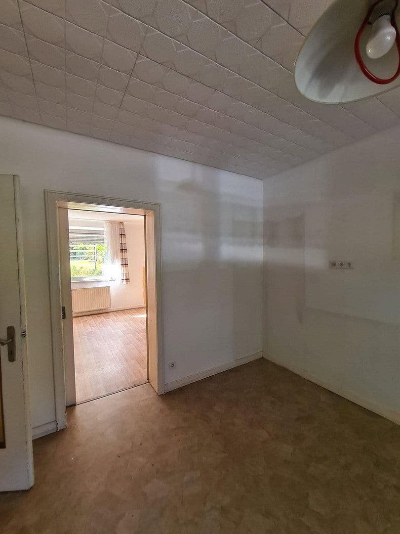 Prodej domu 132 m², pozemek 241 m², Moselschachtstraße 3, Neunkirchen, Země Sársko Prodej domu 132 m², pozemek 241 m², Moselschachtstraße 3, Neunkirchen, Země Sársko