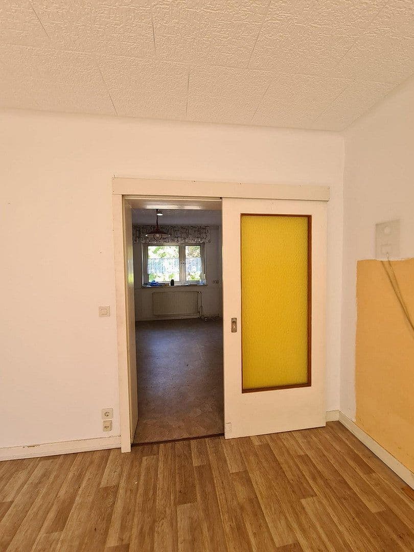 Prodej domu 132 m², pozemek 241 m², Moselschachtstraße 3, Neunkirchen, Země Sársko Prodej domu 132 m², pozemek 241 m², Moselschachtstraße 3, Neunkirchen, Země Sársko