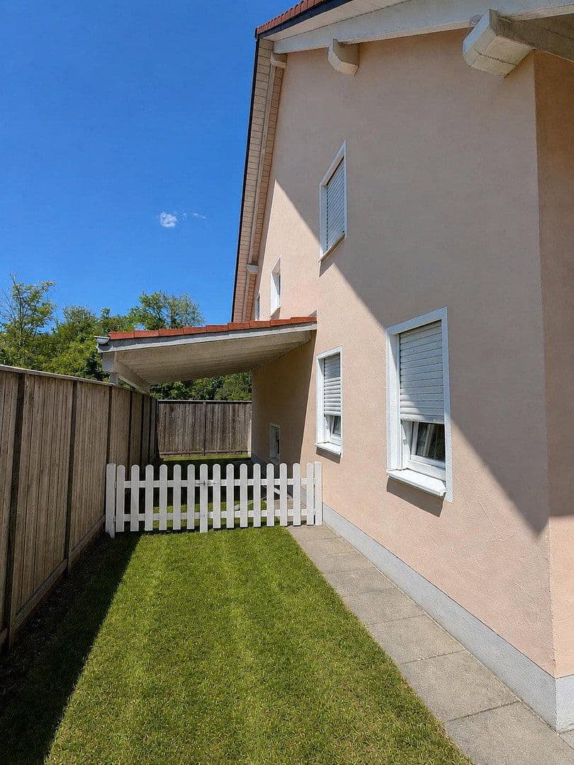Prodej domu 113 m², pozemek 318 m², Scheuring, Bavorsko Prodej domu 113 m², pozemek 318 m², Scheuring, Bavorsko
