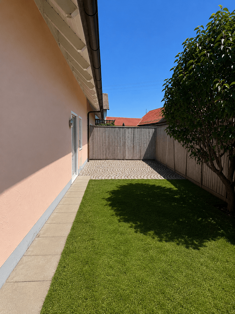 Prodej domu 113 m², pozemek 318 m², Scheuring, Bavorsko Prodej domu 113 m², pozemek 318 m², Scheuring, Bavorsko