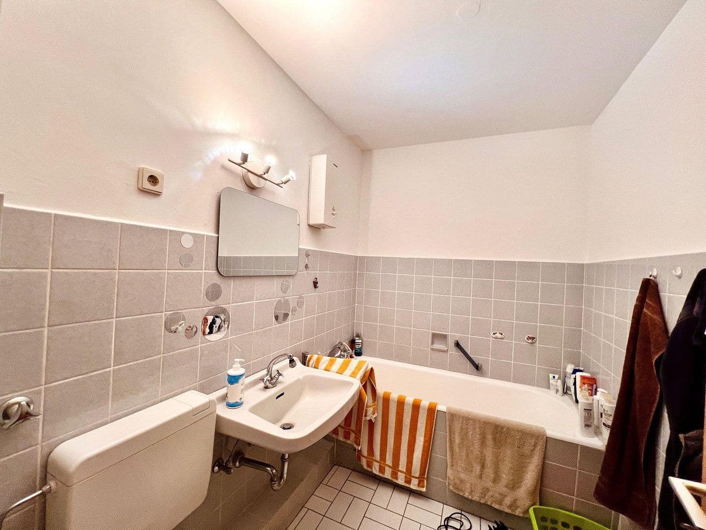 Pronájem bytu 3+1 77 m², Kerpen, Severní Porýní-Vestfálsko Pronájem bytu 3+1 77 m², Kerpen, Severní Porýní-Vestfálsko