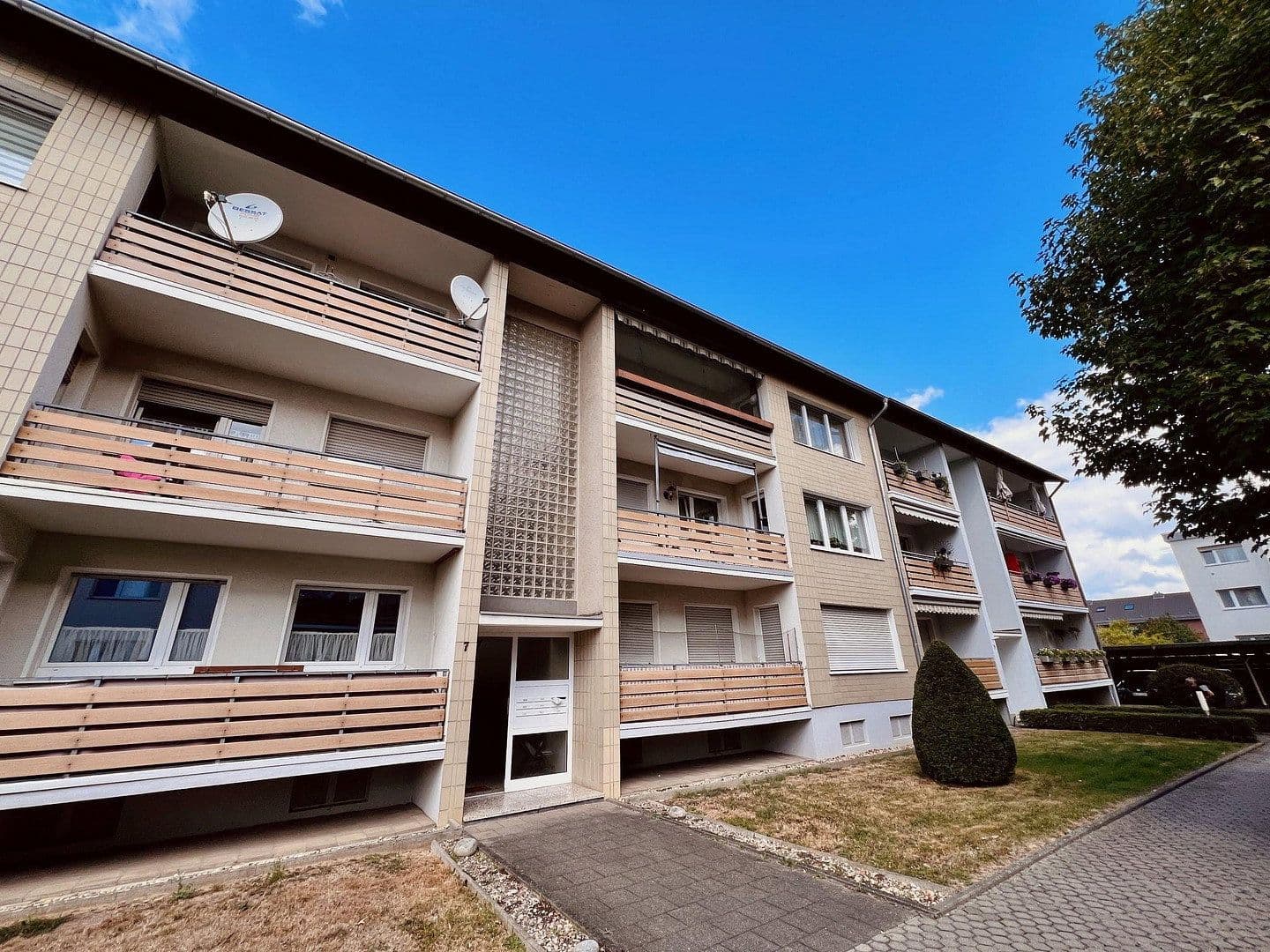 Pronájem bytu 3+1 77 m², Kerpen, Severní Porýní-Vestfálsko Pronájem bytu 3+1 77 m², Kerpen, Severní Porýní-Vestfálsko
