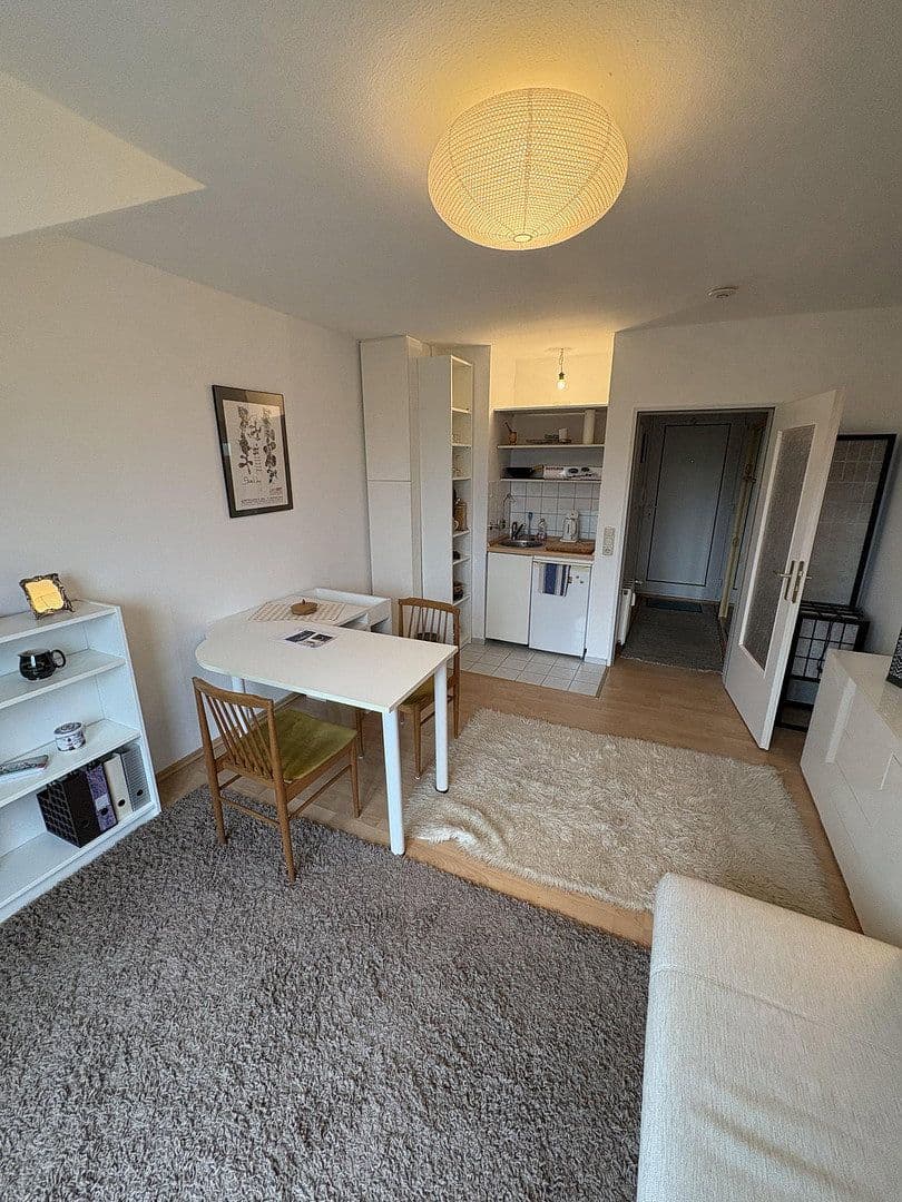Pronájem bytu 1+1 26 m², Essen, Severní Porýní-Vestfálsko Pronájem bytu 1+1 26 m², Essen, Severní Porýní-Vestfálsko