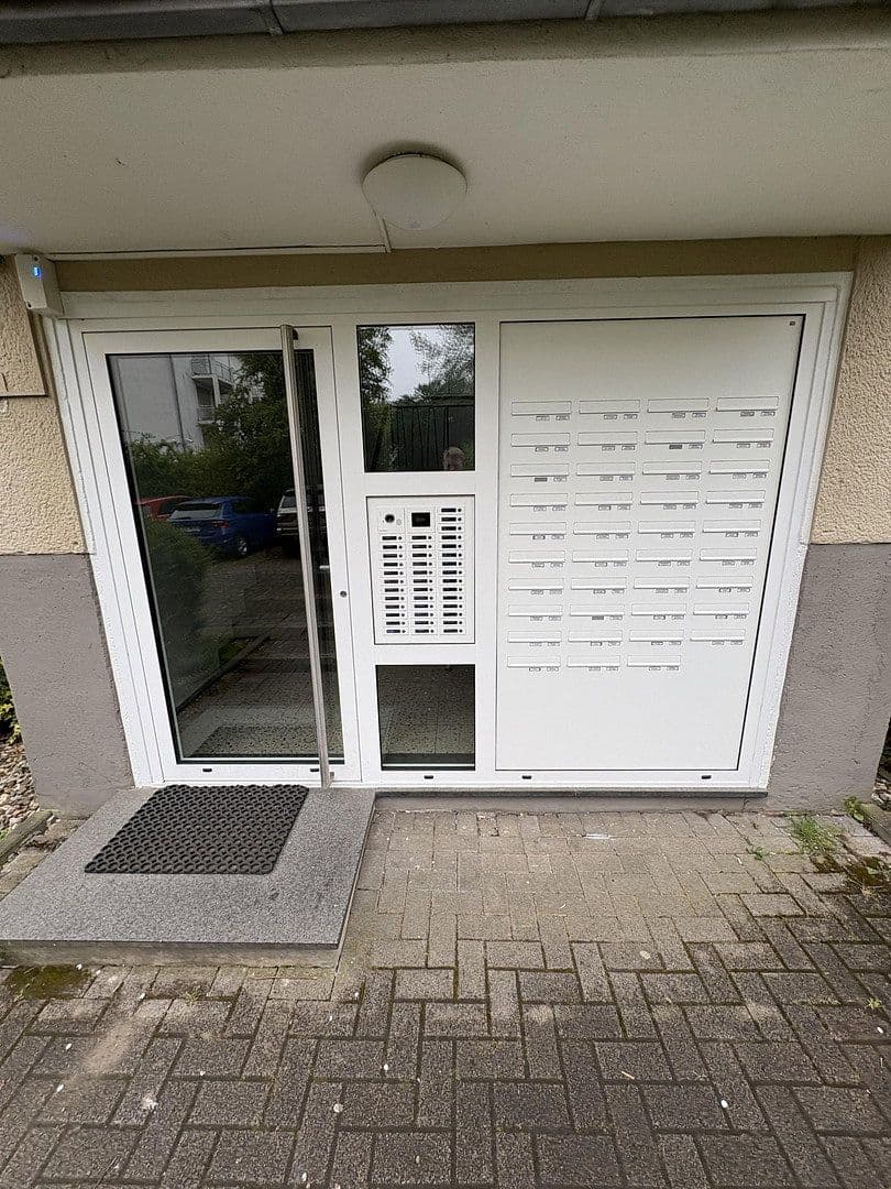Pronájem bytu 1+1 26 m², Essen, Severní Porýní-Vestfálsko Pronájem bytu 1+1 26 m², Essen, Severní Porýní-Vestfálsko