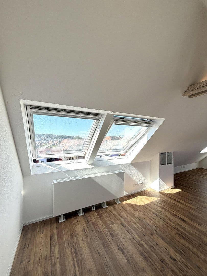Prodej bytu 3+1 83 m², Stuttgart, Bádensko-Württembersko Prodej bytu 3+1 83 m², Stuttgart, Bádensko-Württembersko