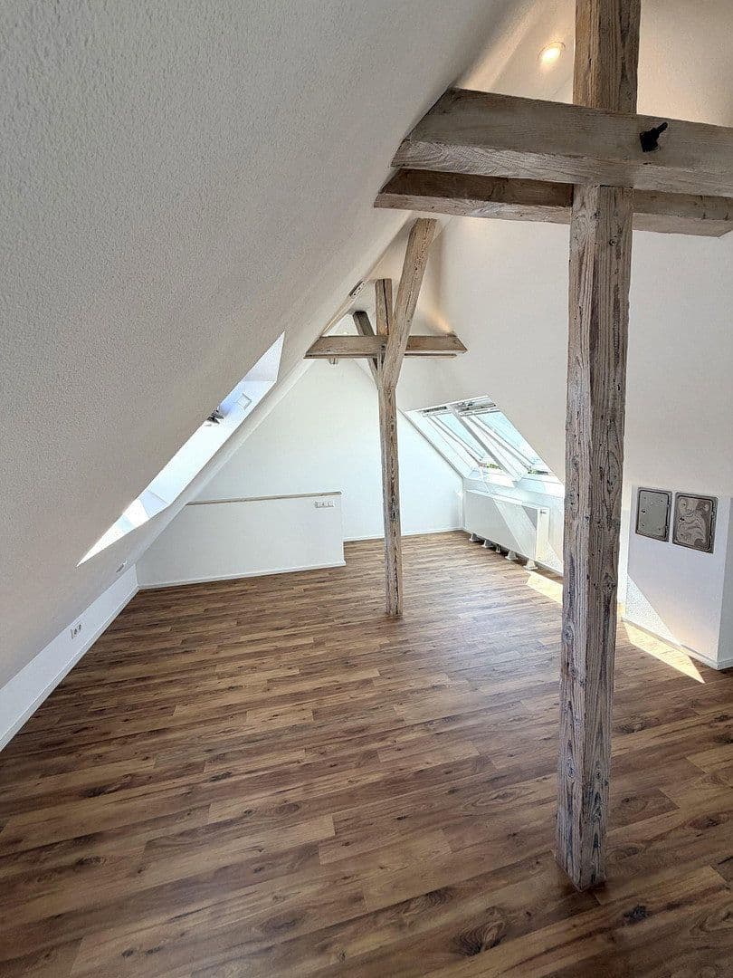 Prodej bytu 3+1 83 m², Stuttgart, Bádensko-Württembersko Prodej bytu 3+1 83 m², Stuttgart, Bádensko-Württembersko