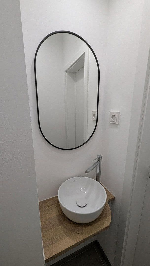 Prodej bytu 3+kk 106 m², Düsseldorf, Severní Porýní-Vestfálsko Prodej bytu 3+kk 106 m², Düsseldorf, Severní Porýní-Vestfálsko