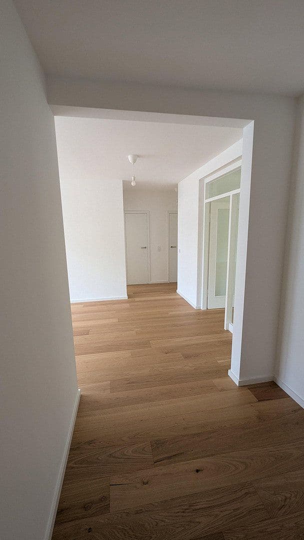Prodej bytu 3+kk 106 m², Düsseldorf, Severní Porýní-Vestfálsko Prodej bytu 3+kk 106 m², Düsseldorf, Severní Porýní-Vestfálsko