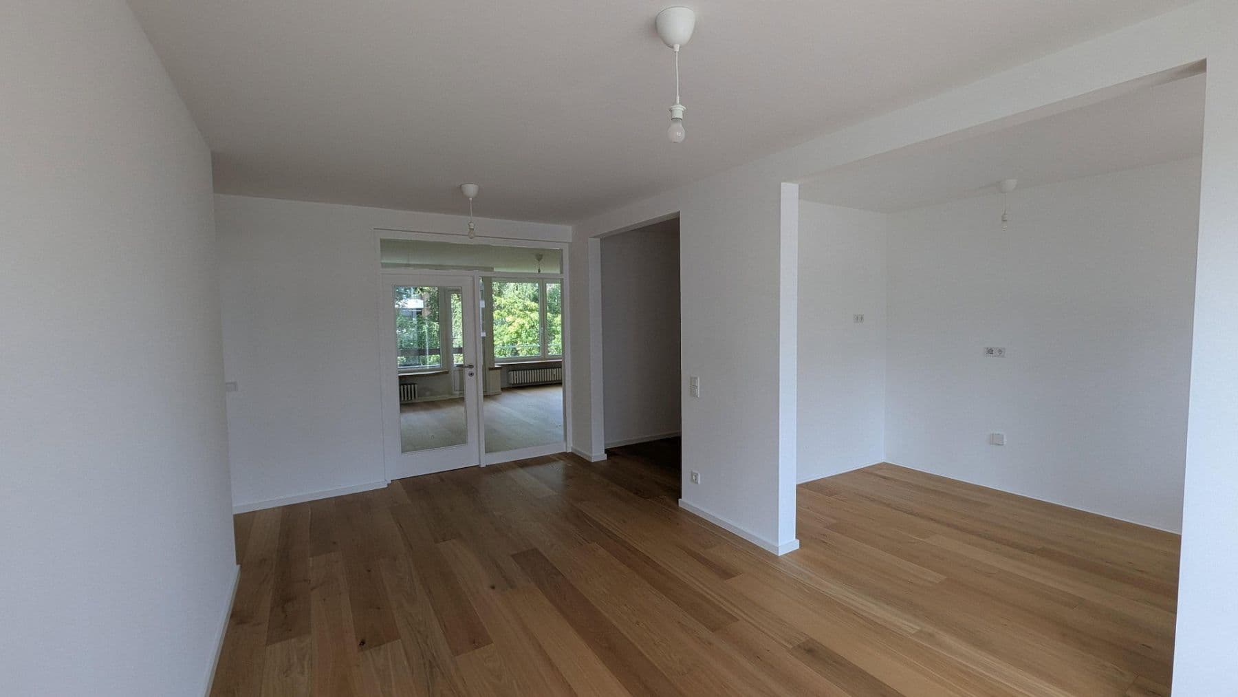 Prodej bytu 3+kk 106 m², Düsseldorf, Severní Porýní-Vestfálsko Prodej bytu 3+kk 106 m², Düsseldorf, Severní Porýní-Vestfálsko