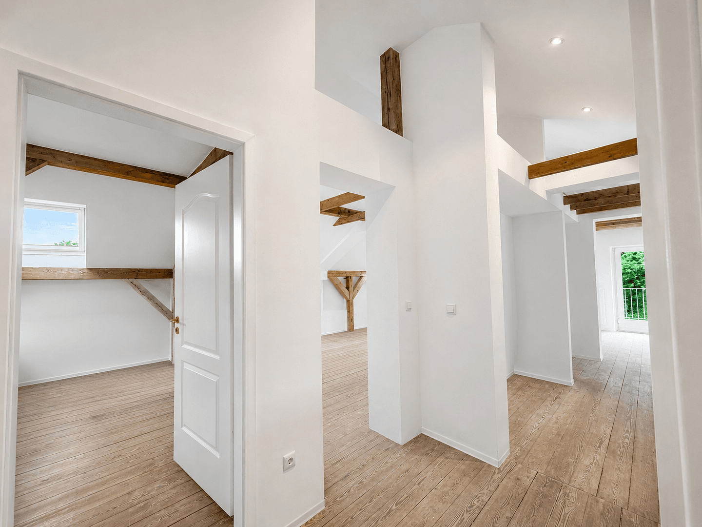 Prodej bytu 3+1 95 m², Hamburg, Hamburg Prodej bytu 3+1 95 m², Hamburg, Hamburg