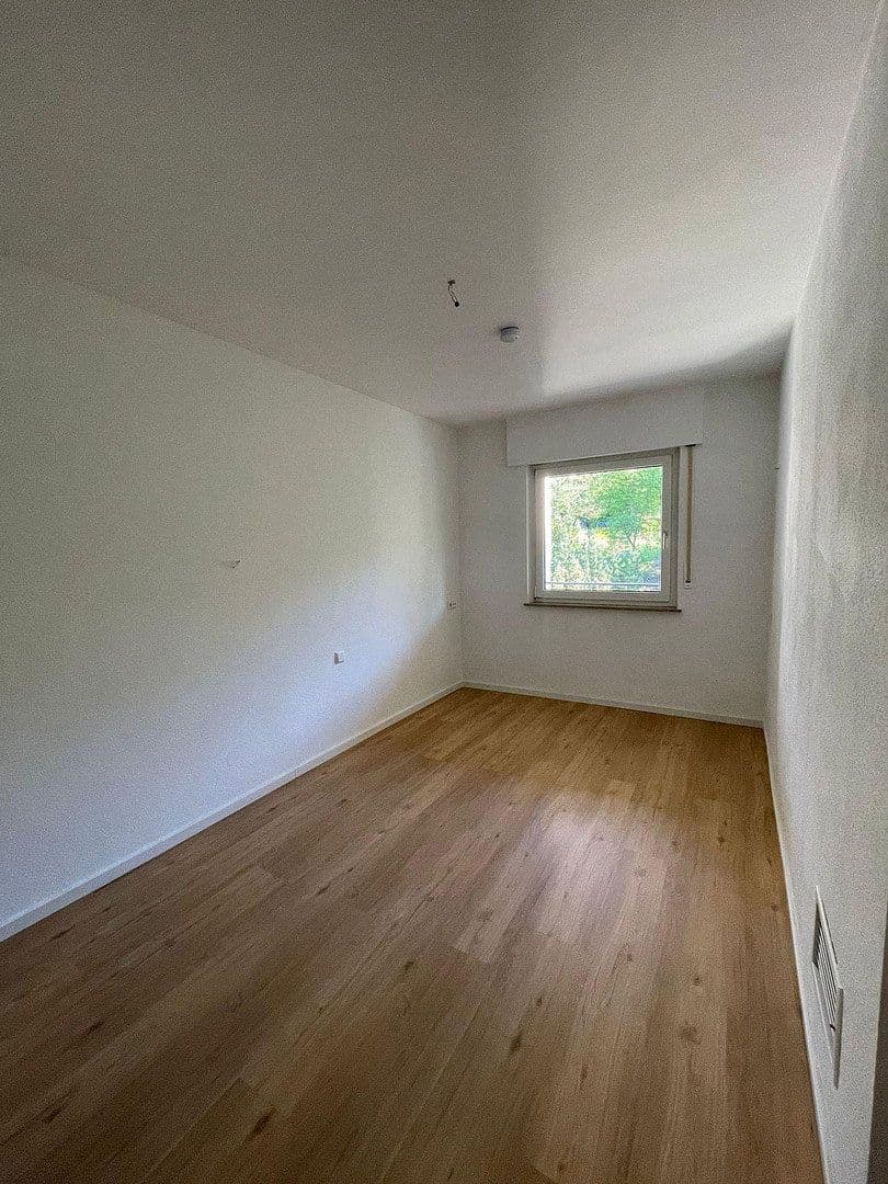 Prodej domu 118 m², pozemek 324 m², Schwieberdingen, Bádensko-Württembersko Prodej domu 118 m², pozemek 324 m², Schwieberdingen, Bádensko-Württembersko