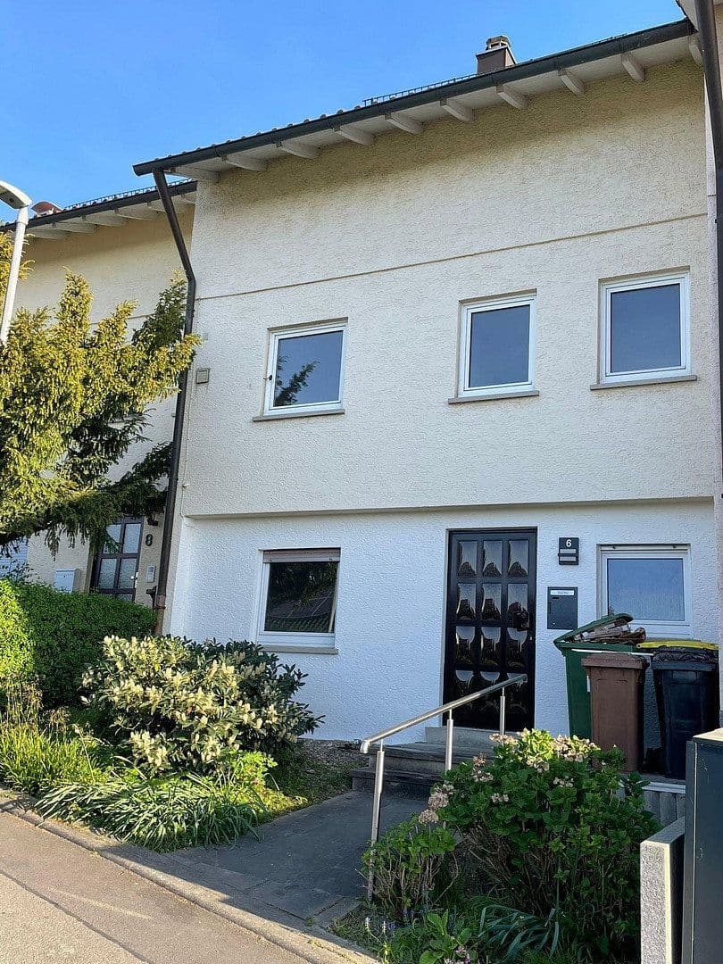 Prodej domu 118 m², pozemek 324 m², Schwieberdingen, Bádensko-Württembersko Prodej domu 118 m², pozemek 324 m², Schwieberdingen, Bádensko-Württembersko