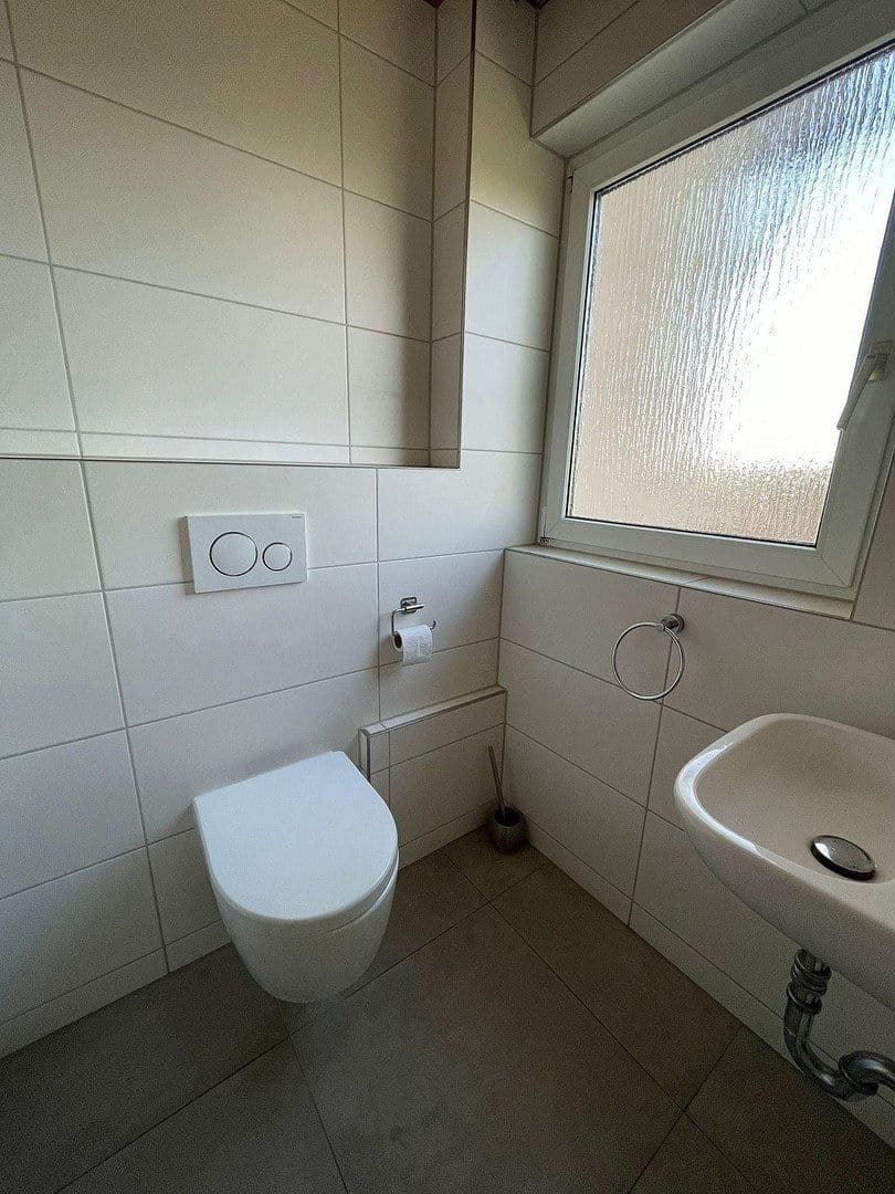 Prodej domu 118 m², pozemek 324 m², Schwieberdingen, Bádensko-Württembersko Prodej domu 118 m², pozemek 324 m², Schwieberdingen, Bádensko-Württembersko
