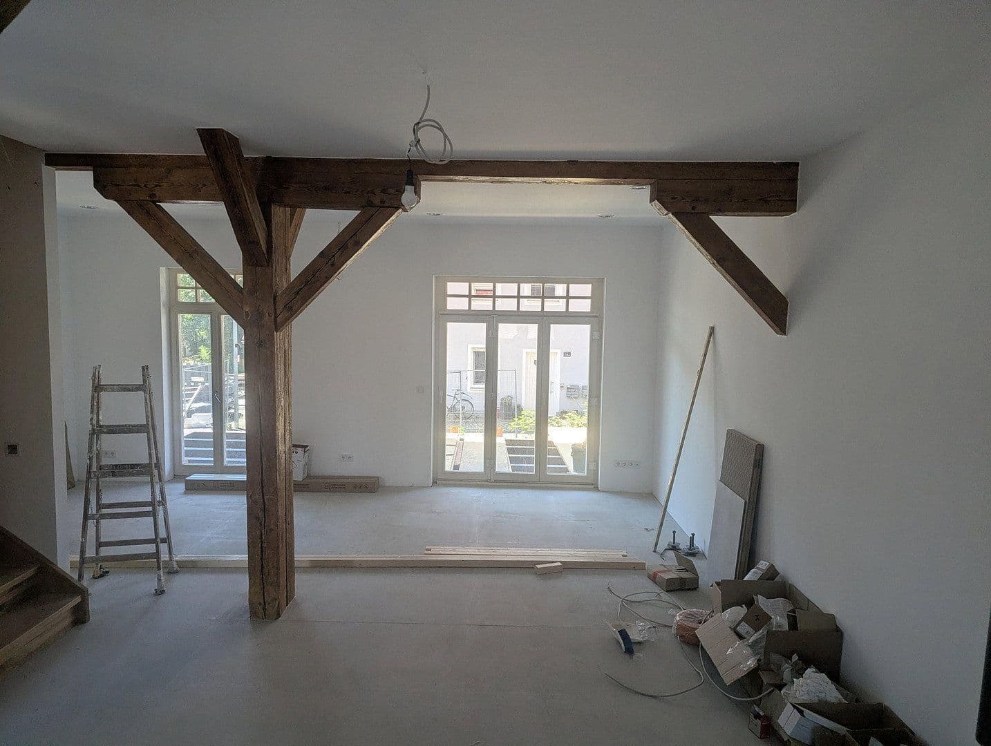 Pronájem domu 175 m², pozemek 225 m², Bahnhofstrasse 19, Obertraubling, Bavorsko Pronájem domu 175 m², pozemek 225 m², Bahnhofstrasse 19, Obertraubling, Bavorsko