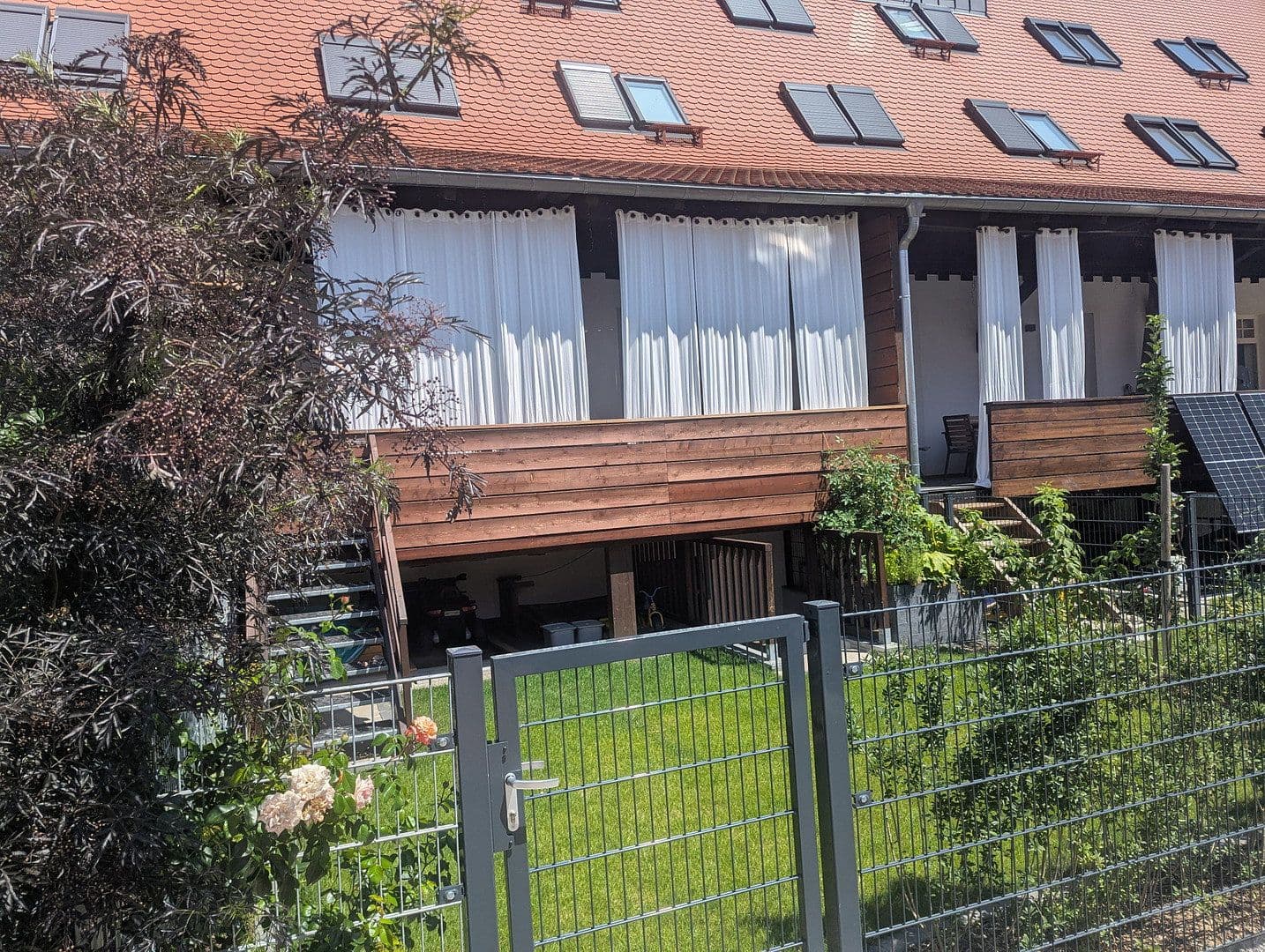 Pronájem domu 175 m², pozemek 225 m², Bahnhofstrasse 19, Obertraubling, Bavorsko Pronájem domu 175 m², pozemek 225 m², Bahnhofstrasse 19, Obertraubling, Bavorsko