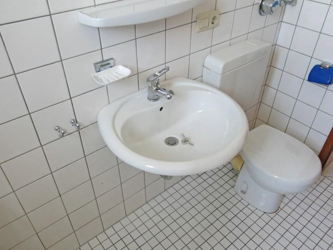 Pronájem bytu 2+1 58 m², Litzenhardtstr. 108, Karlsruhe, Bádensko-Württembersko Pronájem bytu 2+1 58 m², Litzenhardtstr. 108, Karlsruhe, Bádensko-Württembersko