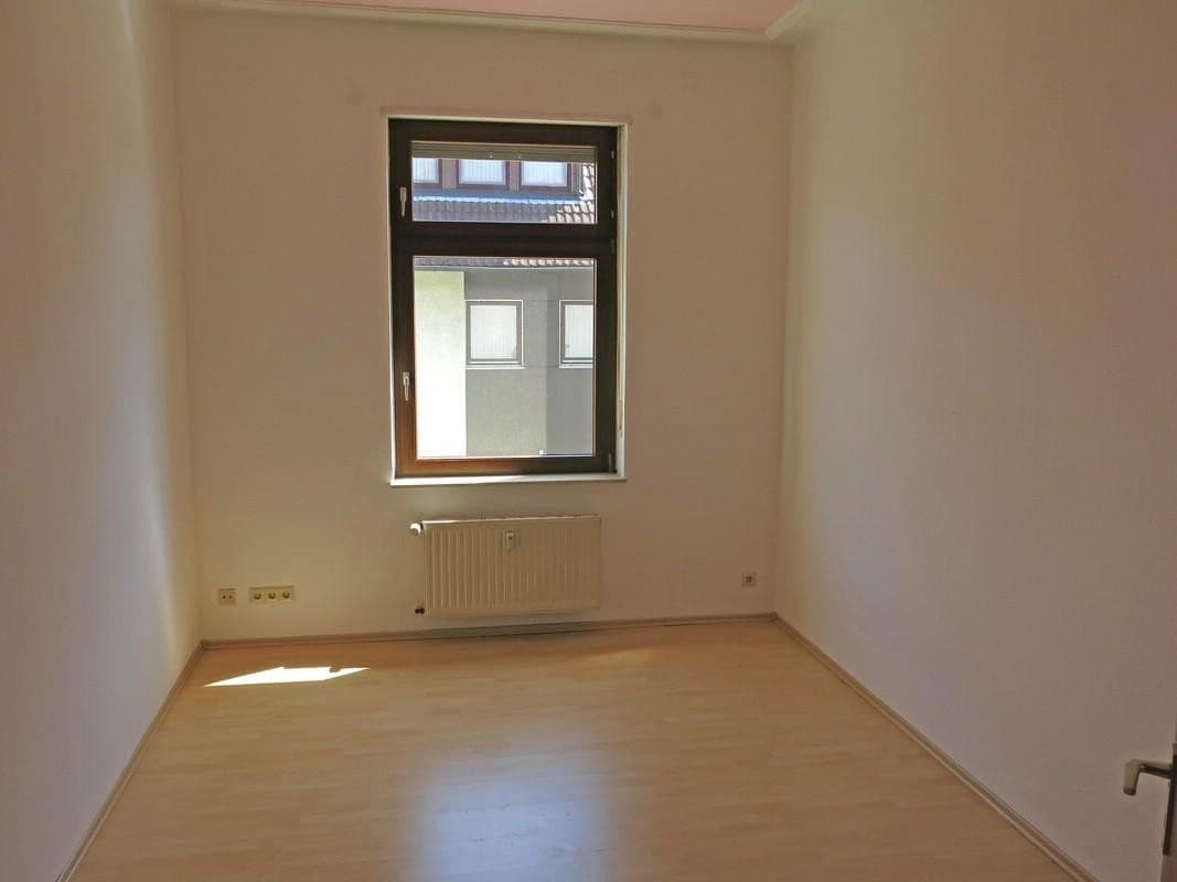 Pronájem bytu 2+1 58 m², Litzenhardtstr. 108, Karlsruhe, Bádensko-Württembersko Pronájem bytu 2+1 58 m², Litzenhardtstr. 108, Karlsruhe, Bádensko-Württembersko