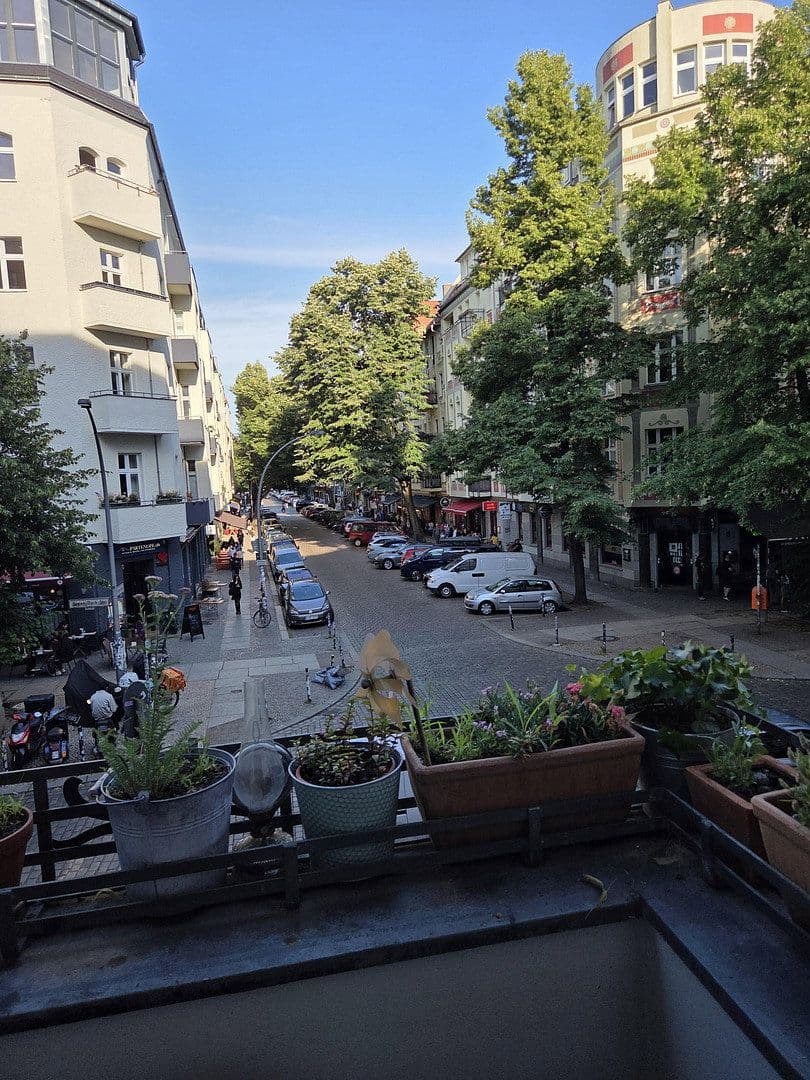 Prodej bytu 2+1 75 m², Simon-Dach Straße 9, Berlin, Berlín Prodej bytu 2+1 75 m², Simon-Dach Straße 9, Berlin, Berlín