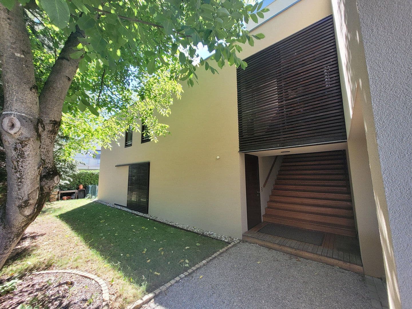 Prodej bytu 3+1 109 m², Hardenstraße 16, München, Bavorsko Prodej bytu 3+1 109 m², Hardenstraße 16, München, Bavorsko
