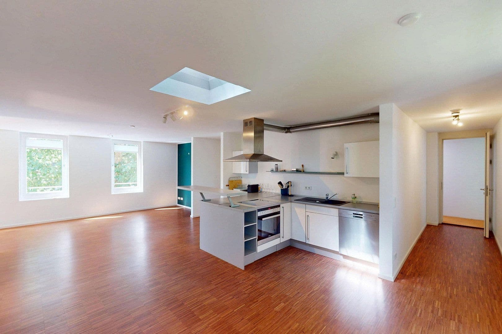 Prodej bytu 3+1 109 m², Hardenstraße 16, München, Bavorsko Prodej bytu 3+1 109 m², Hardenstraße 16, München, Bavorsko