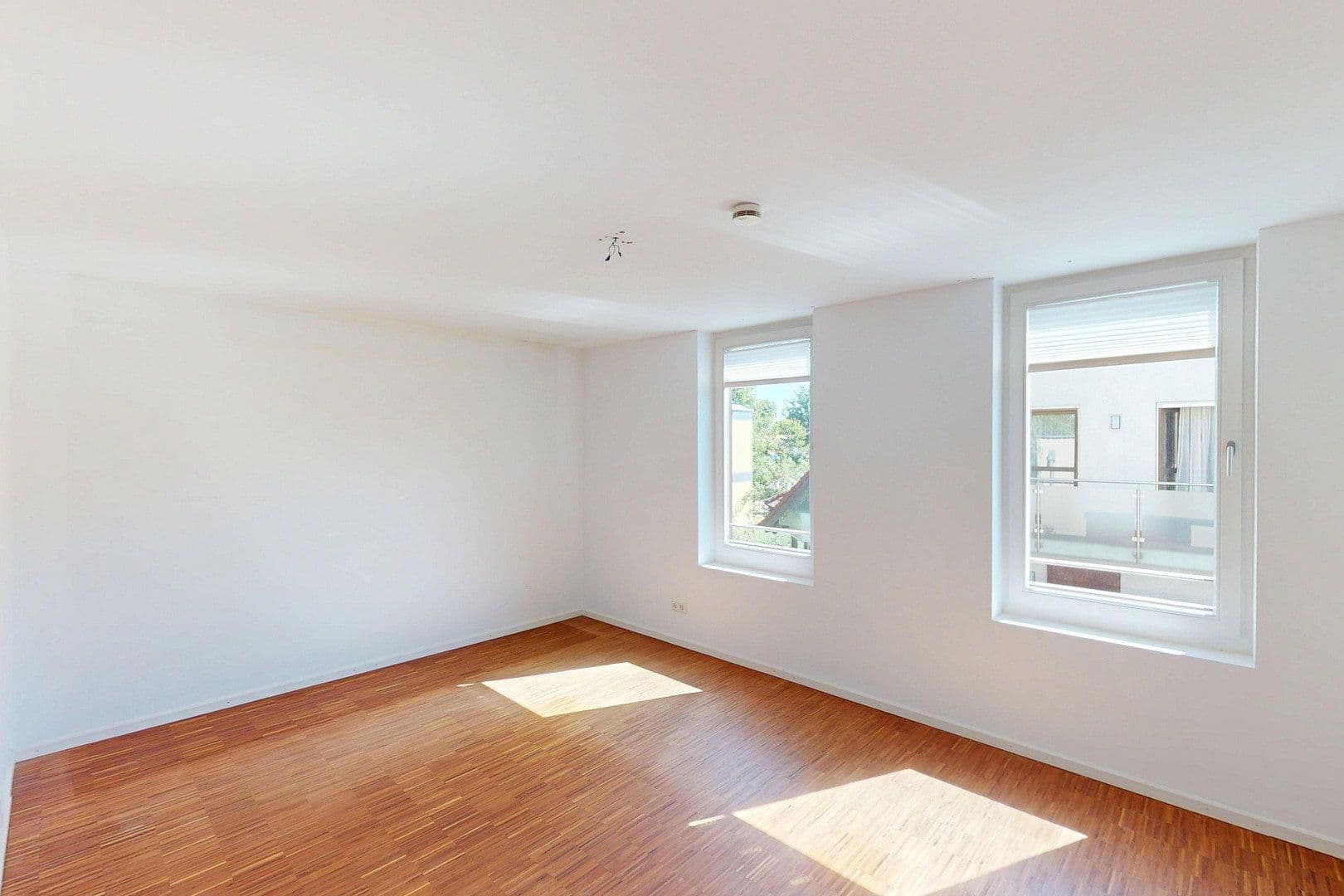 Prodej bytu 3+1 109 m², Hardenstraße 16, München, Bavorsko Prodej bytu 3+1 109 m², Hardenstraße 16, München, Bavorsko