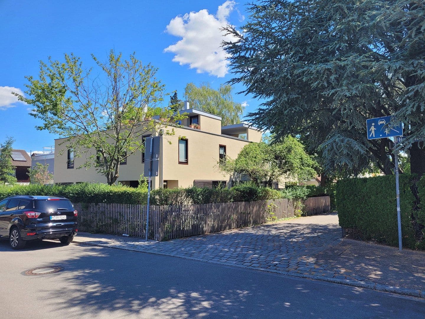 Prodej bytu 3+1 109 m², Hardenstraße 16, München, Bavorsko Prodej bytu 3+1 109 m², Hardenstraße 16, München, Bavorsko
