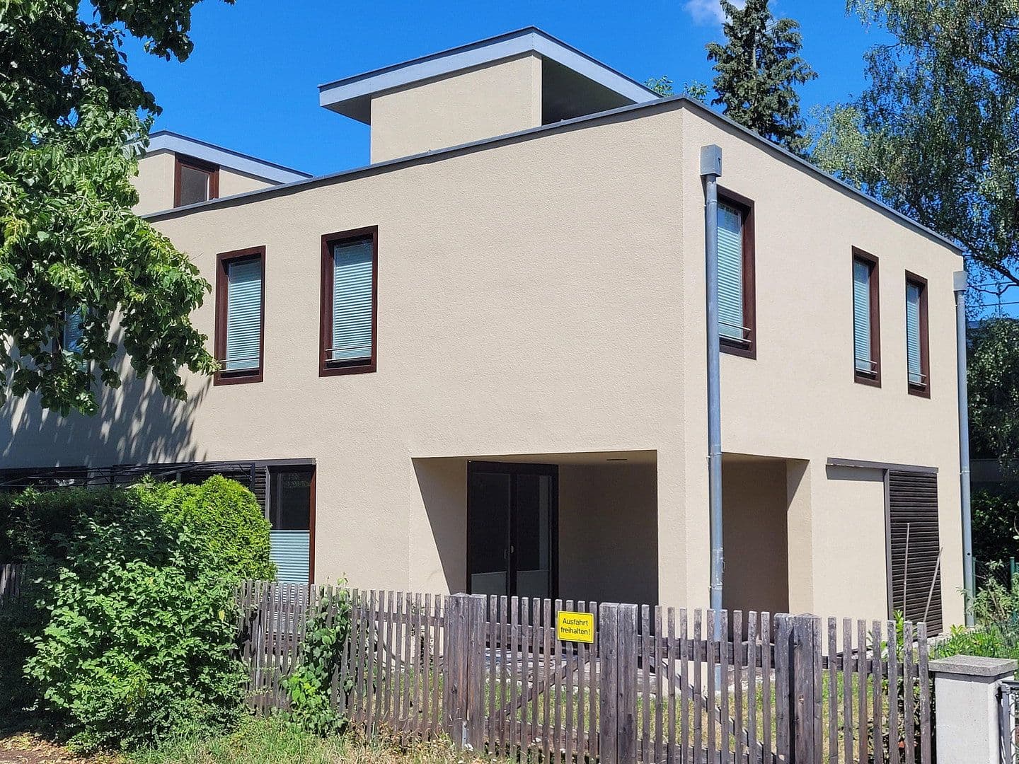 Prodej bytu 3+1 109 m², Hardenstraße 16, München, Bavorsko Prodej bytu 3+1 109 m², Hardenstraße 16, München, Bavorsko