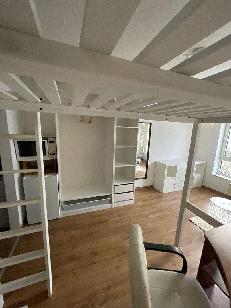 Pronájem bytu 1+1 20 m², Bismarckstr. 4, Kaiserslautern, Porýní-Falc Pronájem bytu 1+1 20 m², Bismarckstr. 4, Kaiserslautern, Porýní-Falc