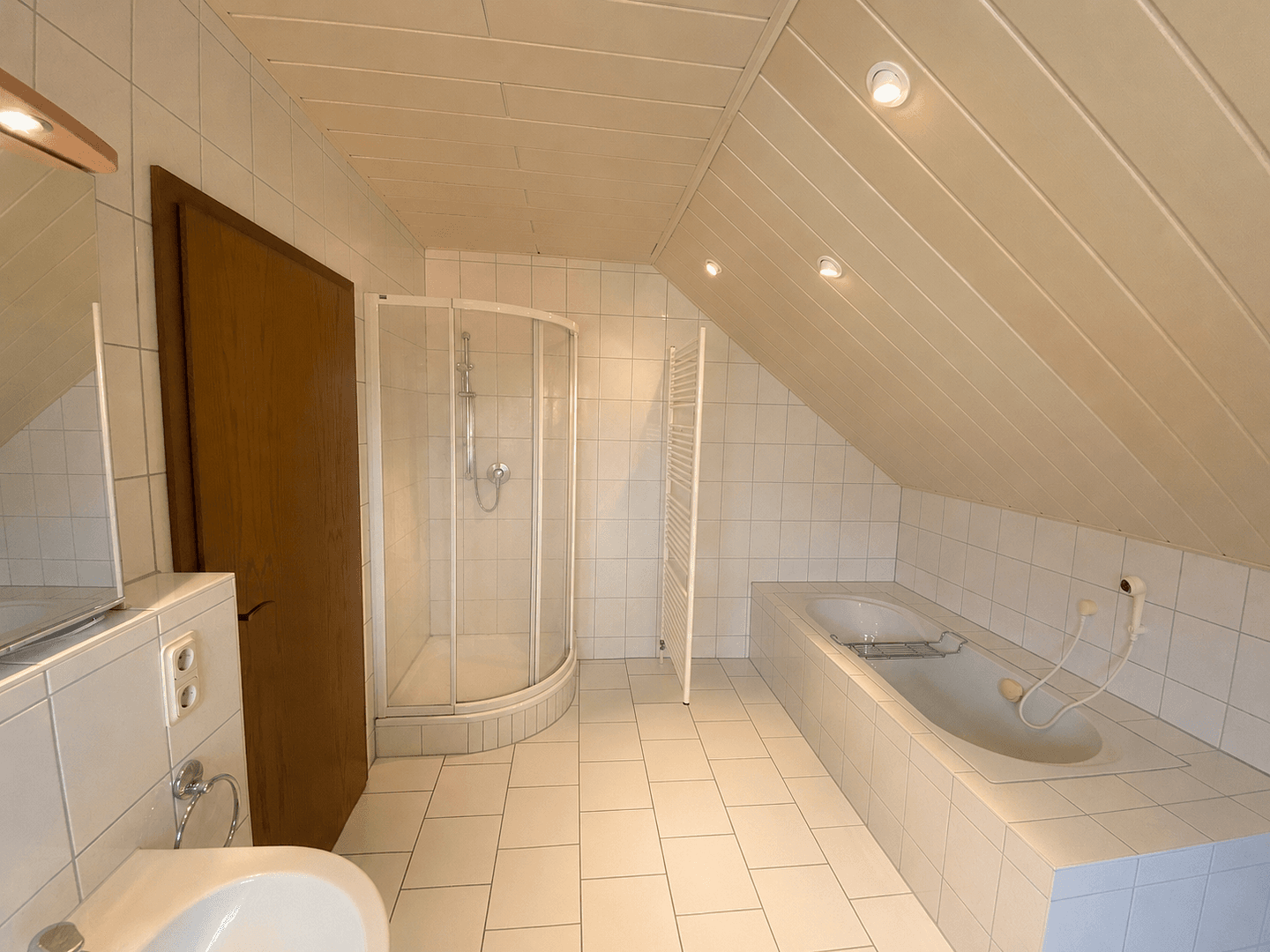 Prodej domu 127 m², pozemek 561 m², Erfurt, Durynsko Prodej domu 127 m², pozemek 561 m², Erfurt, Durynsko